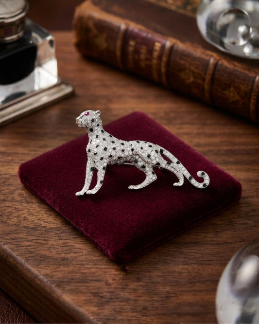 Graceful leopard 925 silver brooch