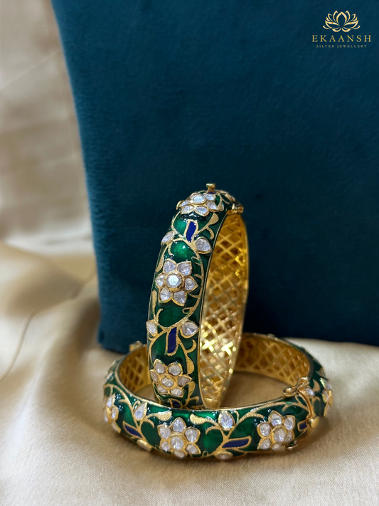 Gulbahaar Enamelled Moissanite Polki Bangles